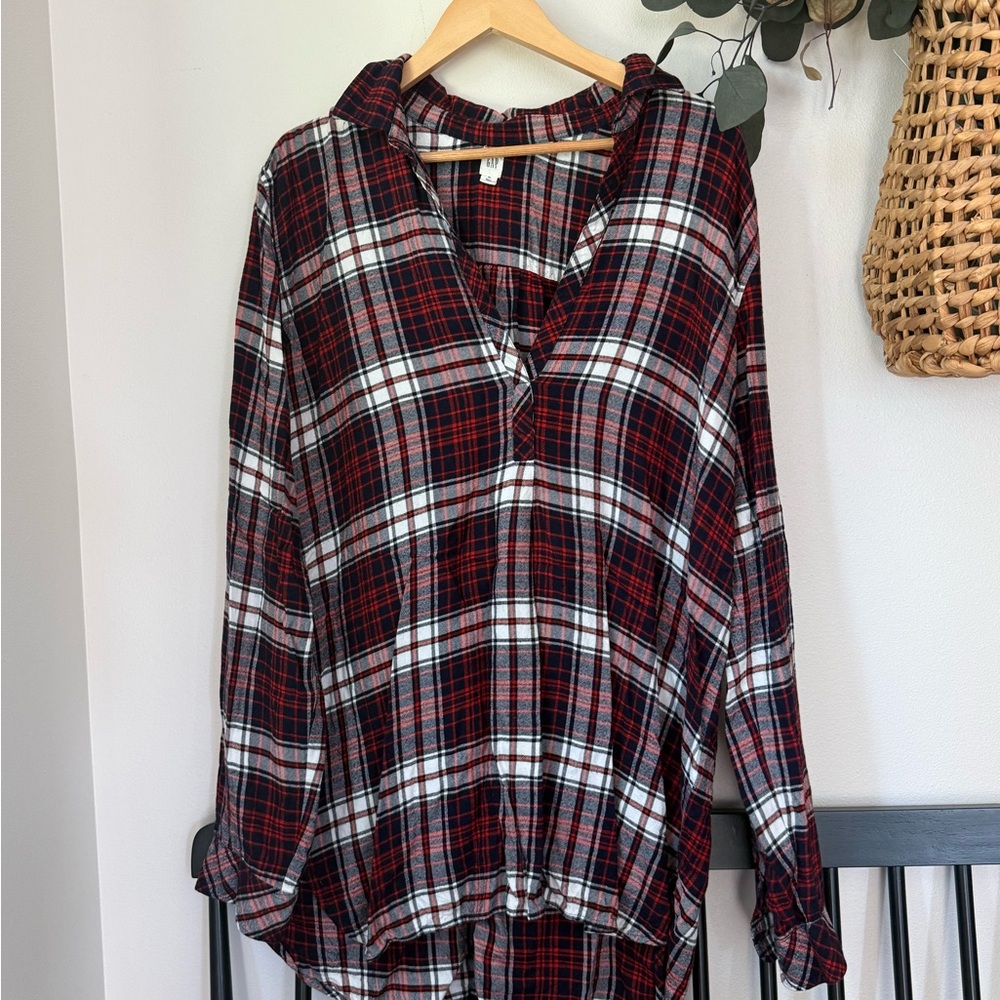 GAP Plaid Flannel Long Sleeve Shirt